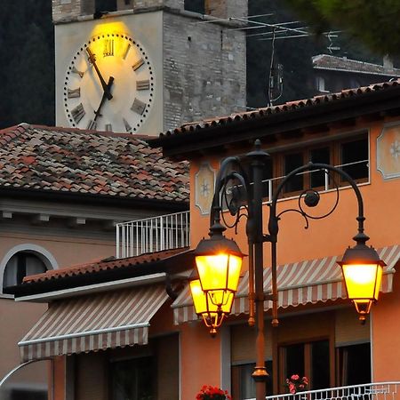 Albergo Meuble Olivi Toscolano Maderno Dış mekan fotoğraf